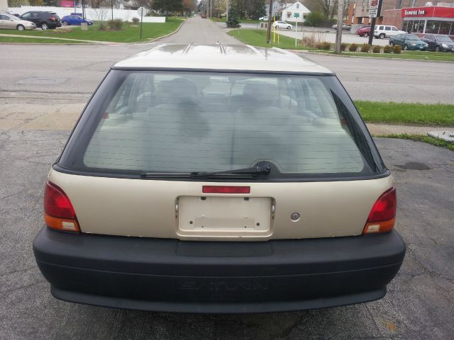 Saturn S Series 1995 photo 3