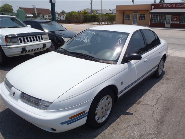 Saturn S Series 1996 photo 1