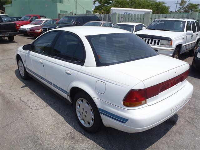 Saturn S Series 1996 photo 2