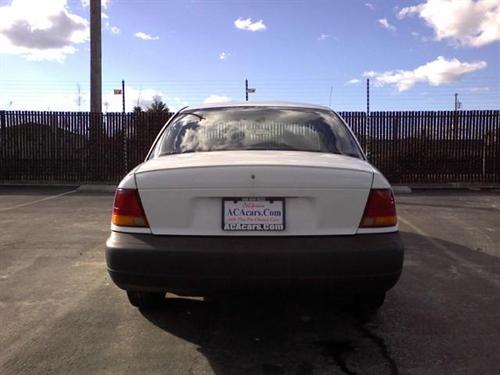 Saturn S Series 1996 photo 3