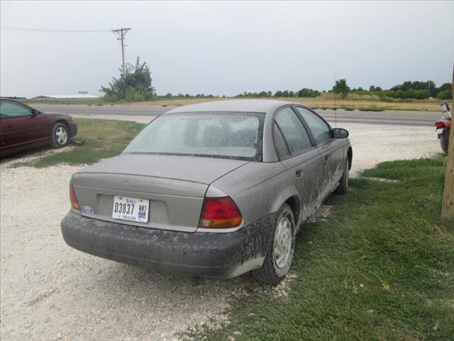 Saturn S Series 1996 photo 1