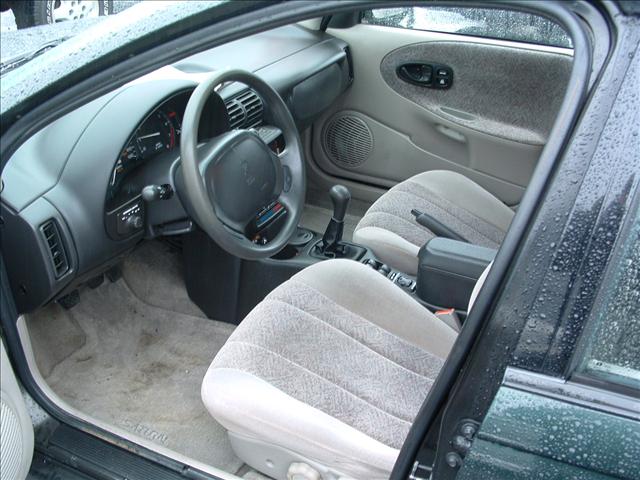 Saturn S Series 1996 photo 1