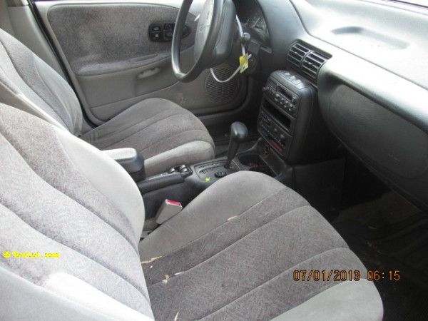 Saturn S Series 1996 photo 2