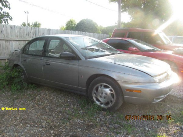 Saturn S Series 1996 photo 3