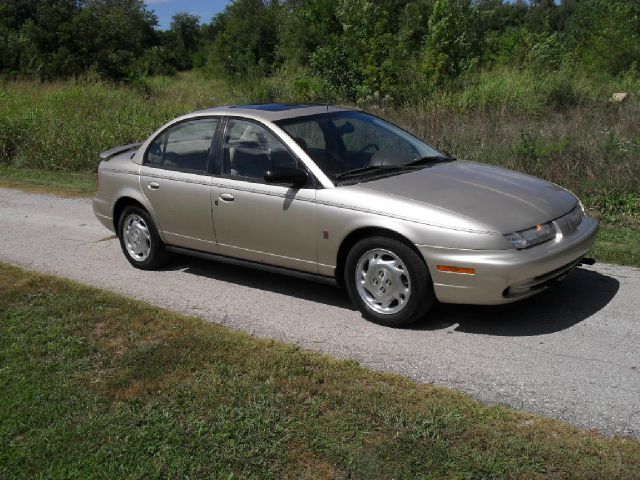 Saturn S Series 1997 photo 4