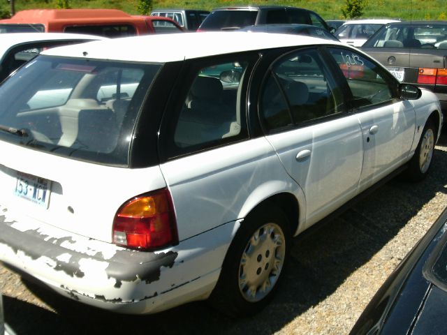 Saturn S Series 1997 photo 2