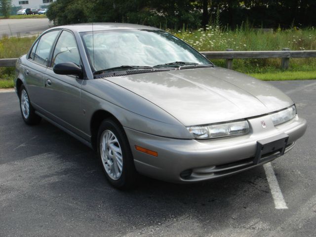 Saturn S Series 1998 photo 2