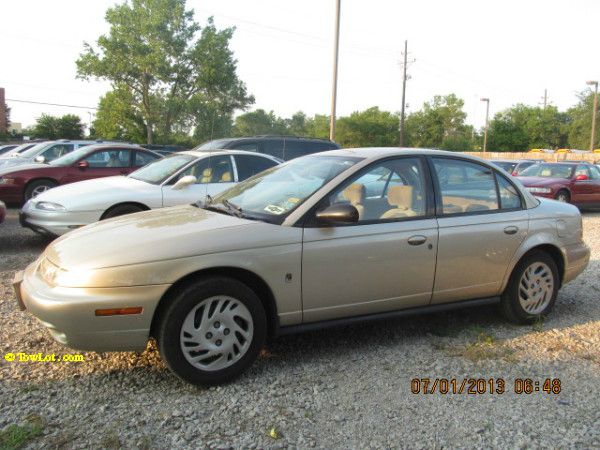 Saturn S Series 1998 photo 1