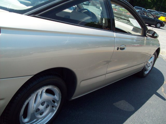 Saturn S Series 1998 photo 1