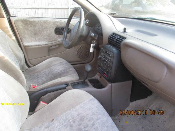 Saturn S Series 1998 photo 2