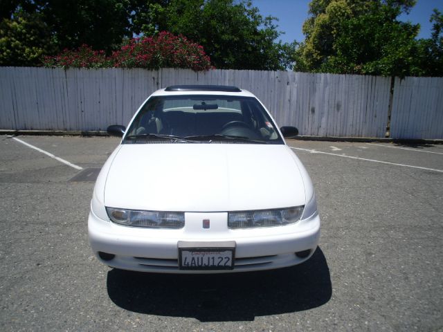 Saturn S Series 1998 photo 2