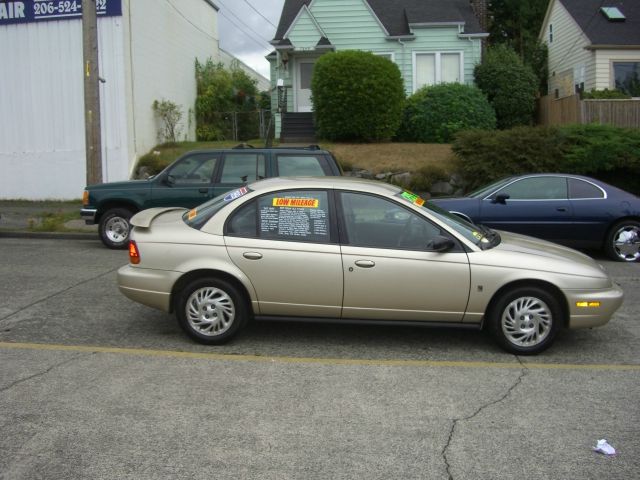 Saturn S Series 1999 photo 4