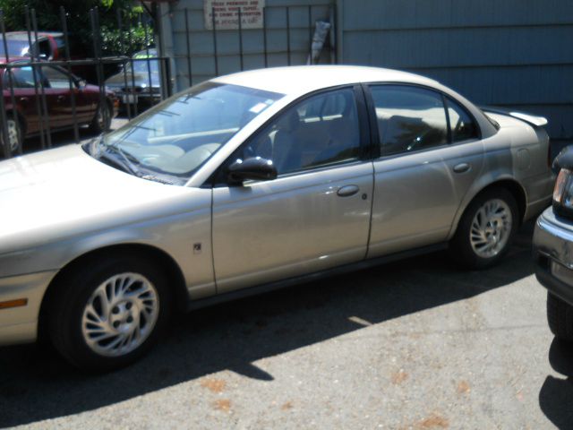 Saturn S Series 1999 photo 1