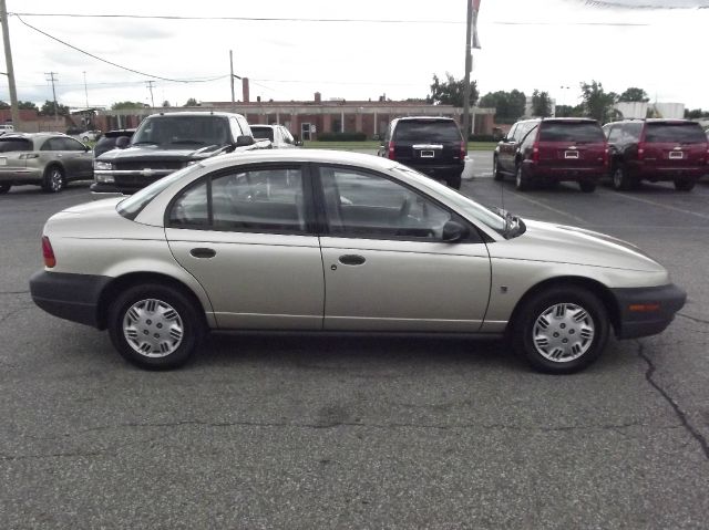 Saturn S Series 1999 photo 3