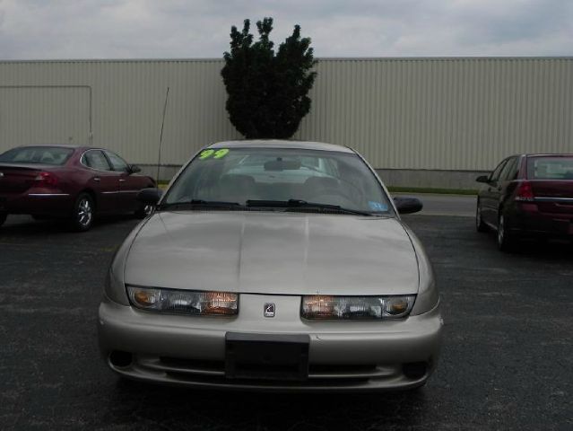 Saturn S Series 1999 photo 2