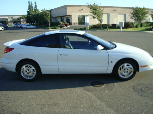 Saturn S Series 1999 photo 1