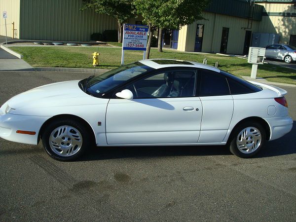 Saturn S Series 1999 photo 11