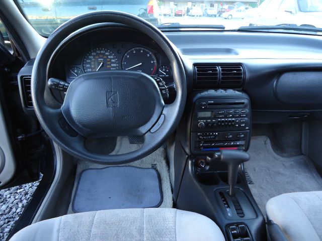 Saturn S Series 1999 photo 18