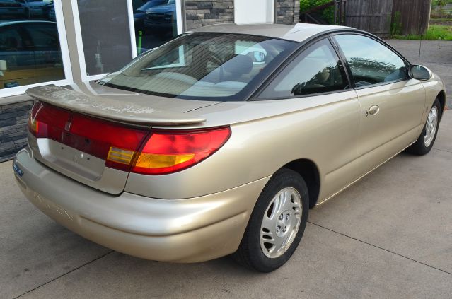 Saturn S Series 1999 photo 1