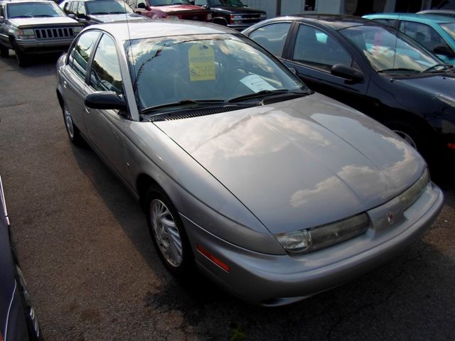 Saturn S Series 1999 photo 1