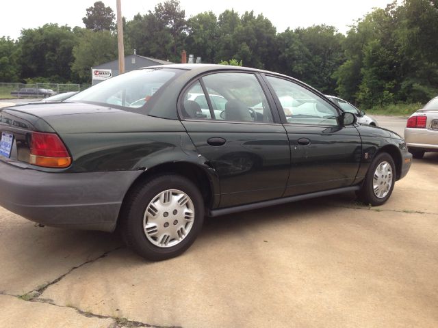 Saturn S Series 1999 photo 1