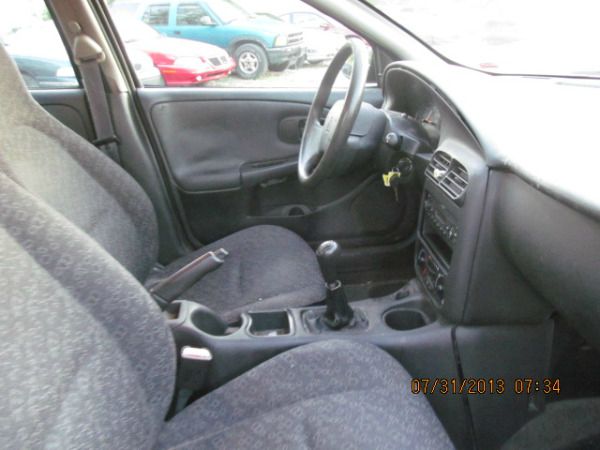 Saturn S Series 2000 photo 1