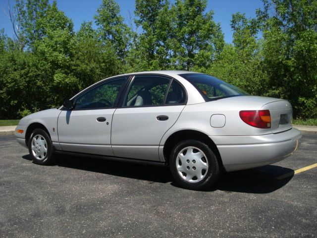 Saturn S Series 2000 photo 25