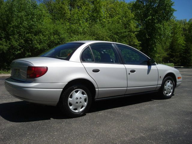 Saturn S Series 2000 photo 7