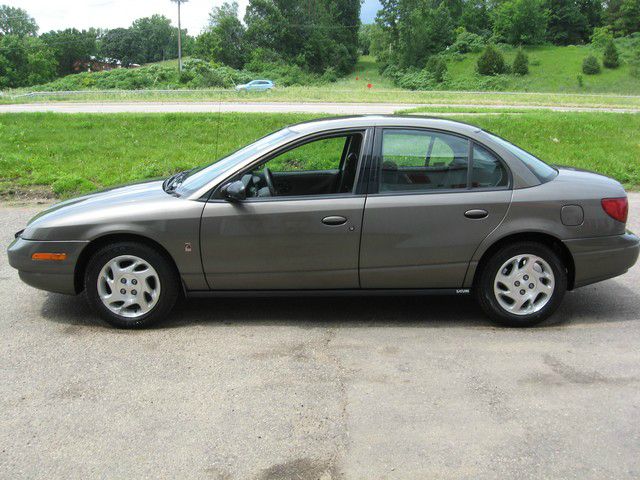 Saturn S Series 2000 photo 3