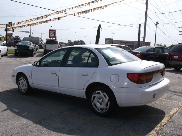 Saturn S Series 2000 photo 4