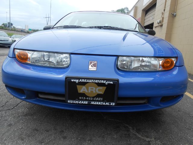 Saturn S Series 2000 photo 2