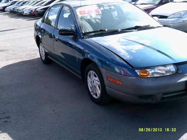 Saturn S Series 2000 photo 1