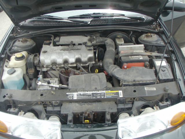 Saturn S Series 2000 photo 3