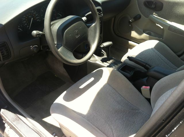 Saturn S Series 2001 photo 6