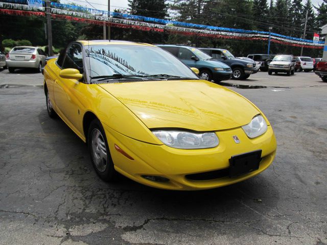 Saturn S Series 2001 photo 1