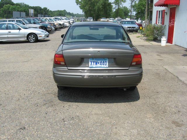 Saturn S Series 2001 photo 1