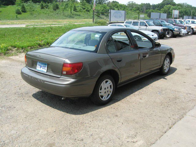 Saturn S Series 2001 photo 3