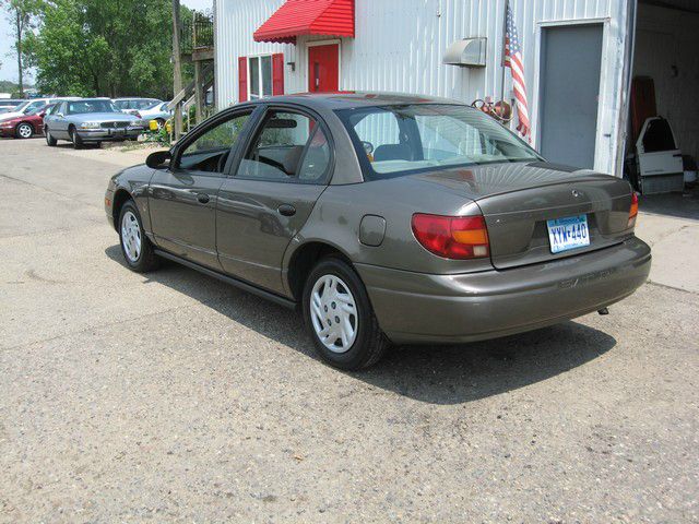 Saturn S Series 2001 photo 4