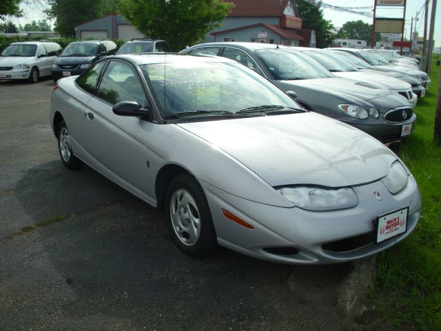 Saturn S Series 2001 photo 2