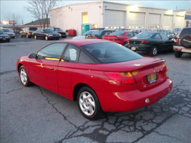 Saturn S Series 2001 photo 2