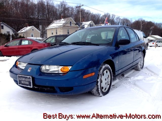 Saturn S Series 2001 photo 2