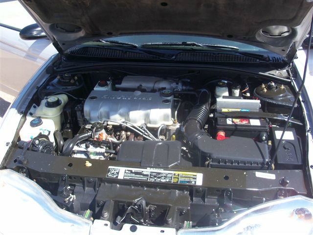 Saturn S Series 2001 photo 15