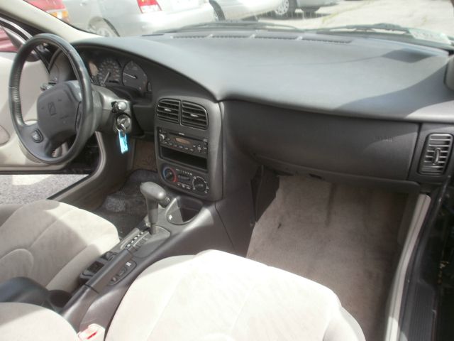 Saturn S Series 2001 photo 5