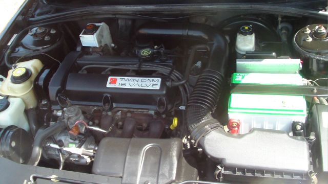 Saturn S Series 2001 photo 4