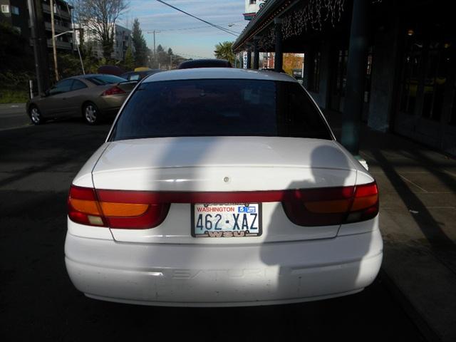 Saturn S Series 2001 photo 4