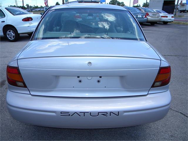 Saturn S Series 2001 photo 4