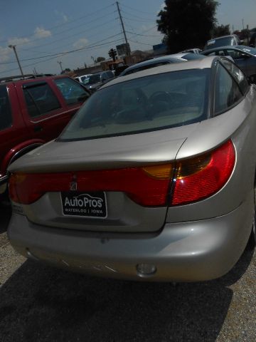 Saturn S Series 2001 photo 2