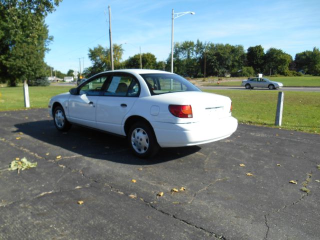 Saturn S Series 2001 photo 4