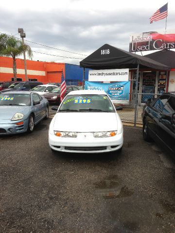 Saturn S Series 2001 photo 1