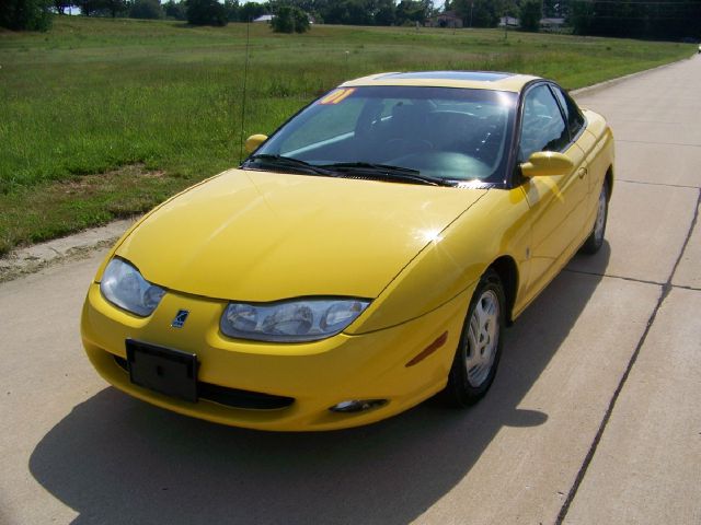 Saturn S Series 2001 photo 2